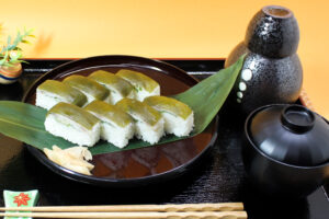 輝膳のあじ押し寿司